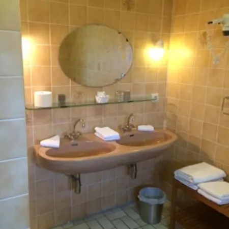 La Venerie Hotel Virton